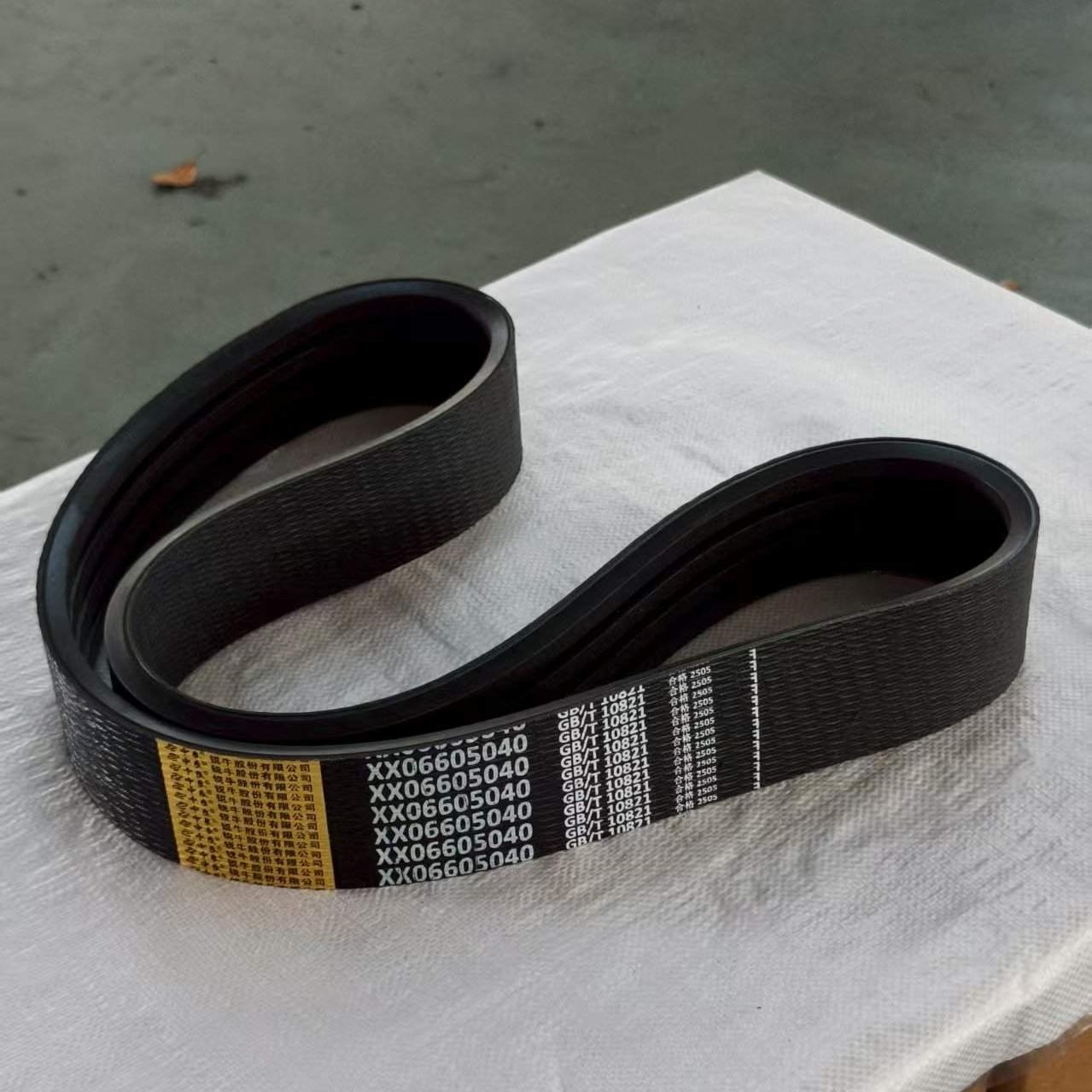 Umwickelter Keilriemen vs. Zahnriemen – Wie wählt man den richtigen aus?